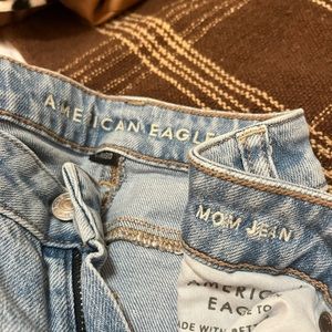 American eagle high rise mom Jean